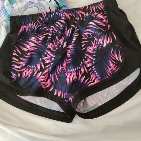 Bundle 3 Running Shorts M - Picture 2 of 5